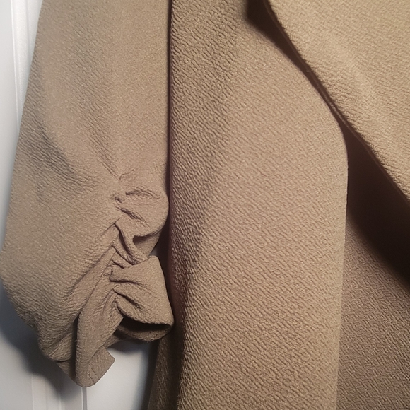 Doublju Women's Tan Open Front Blazer Size XL - Picture 4 of 4